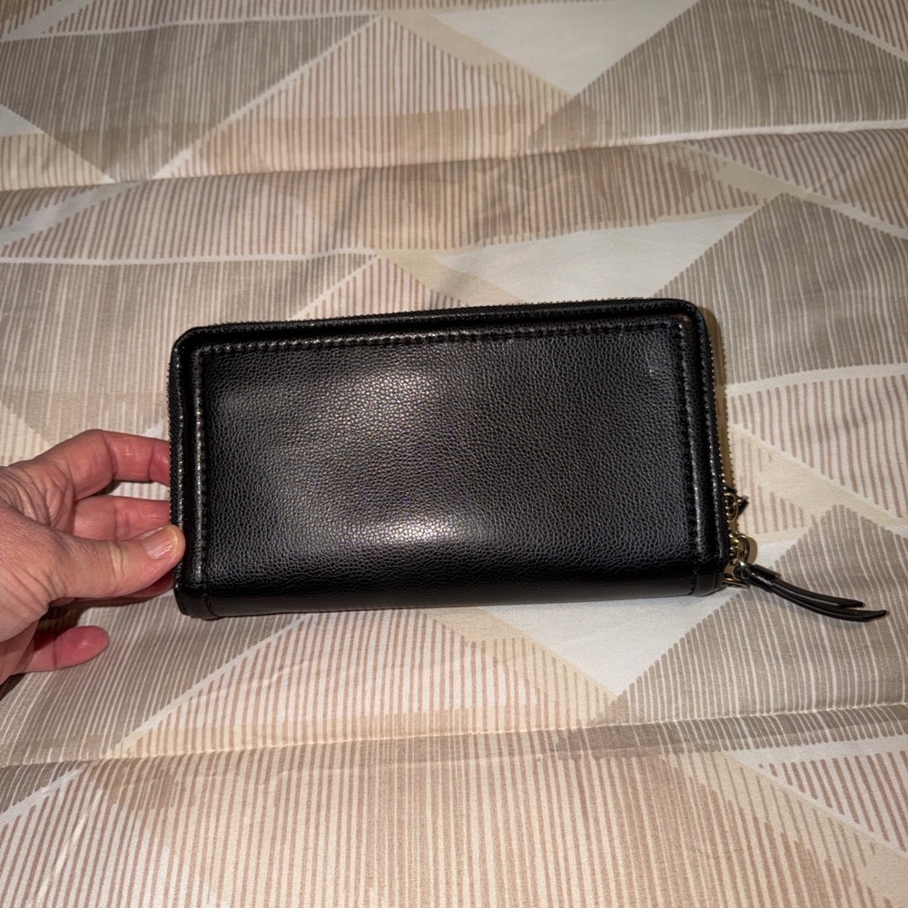 Kate Spade Large Black Textured Leather Wallet - Picture 6 of 8